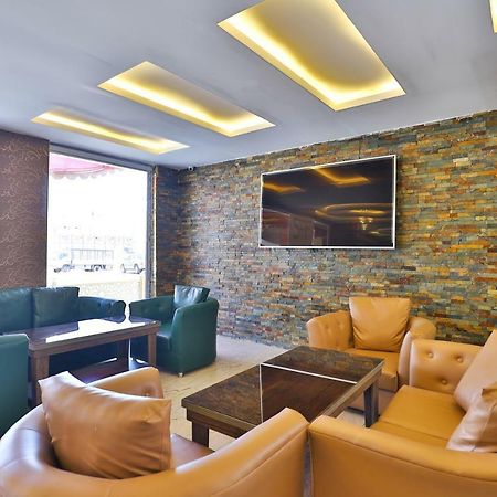 Esfrine Hotel Apartment Tabuk Exterior photo